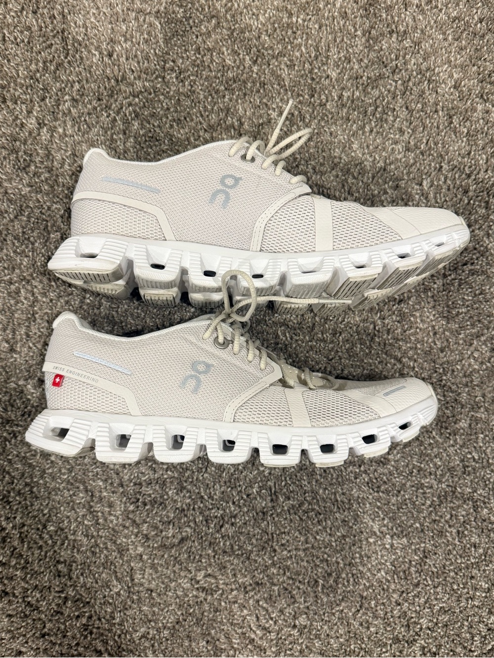 On Cloud 5 Running Sneakers in Tan/Cream